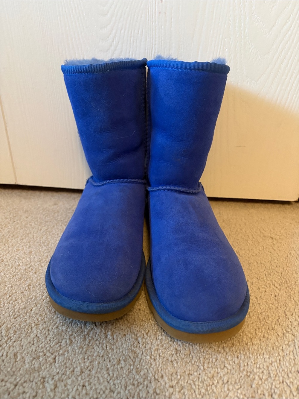 UGG Women’s Classic Short Boots in Royal Blue
